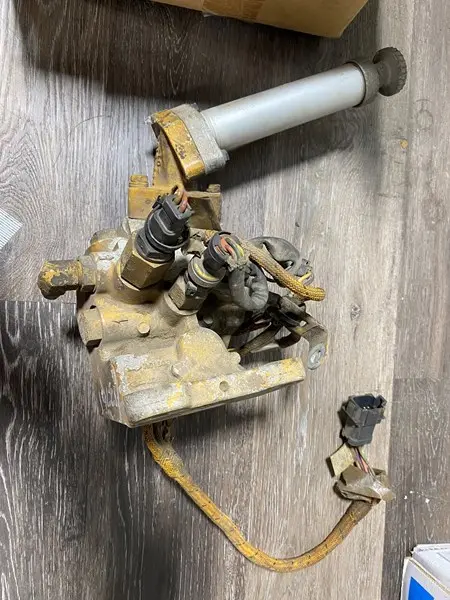Fuel Filter Base image 1
