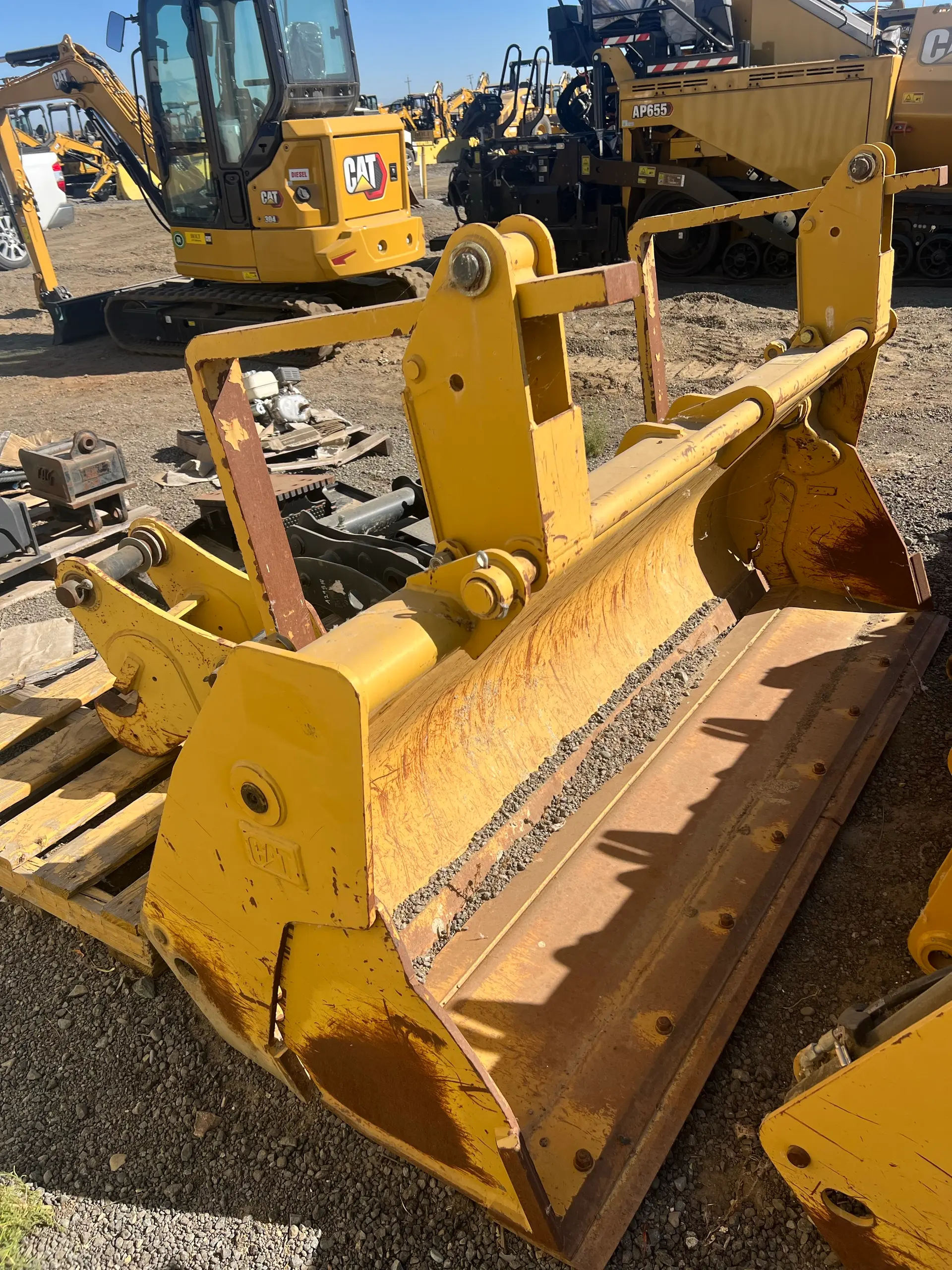 Caterpillar 446 thru 450F Multipurpose Bucket with Flip Over Forks. image 1