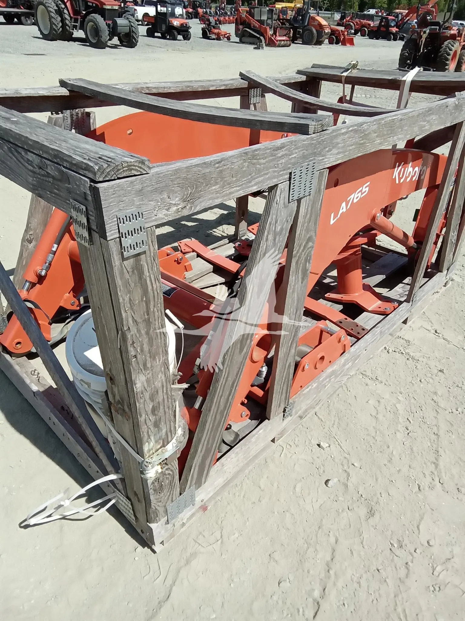 Kubota LA765 HD Front End Loader image 1