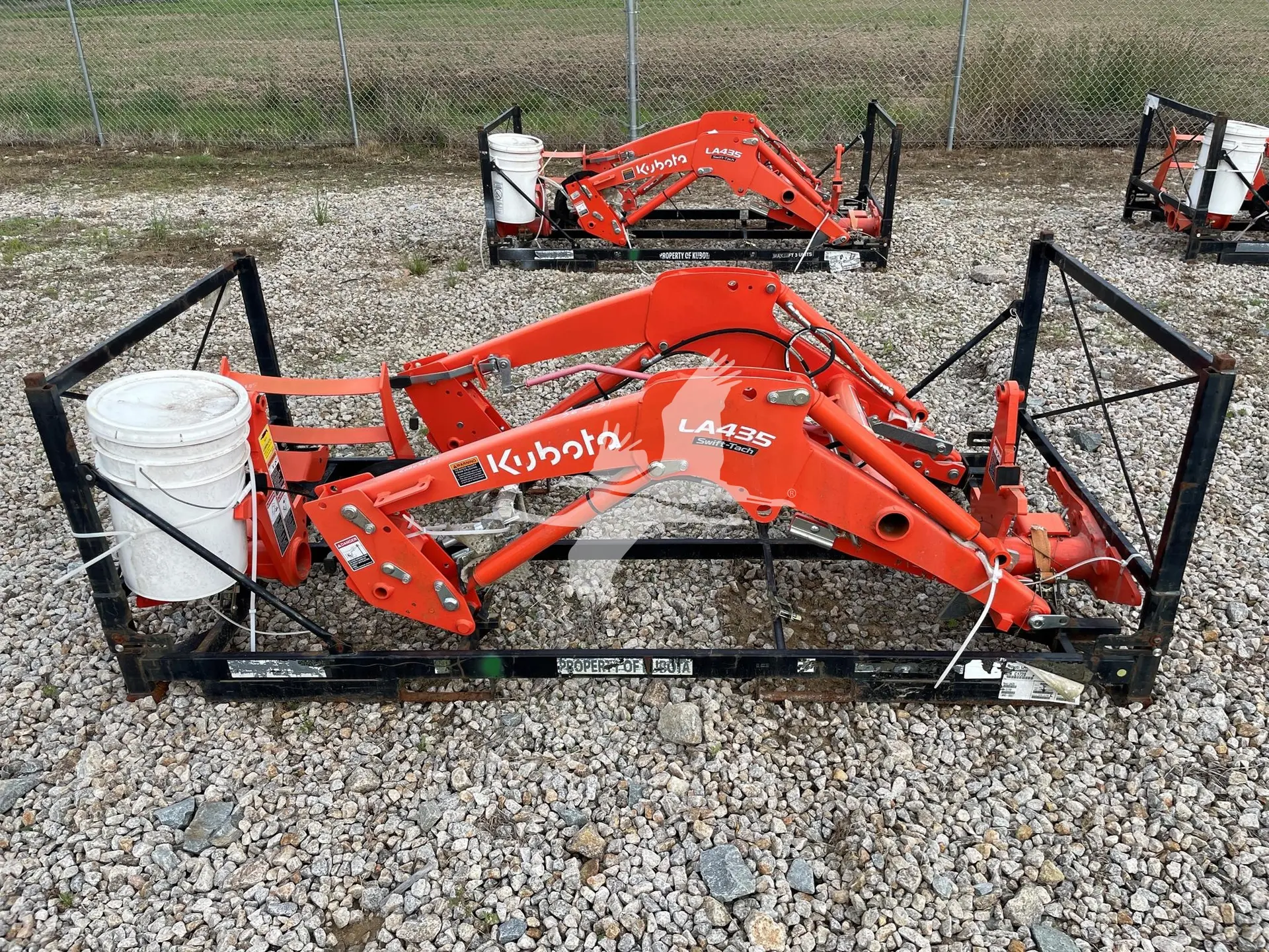 Kubota LA435 Front End Loader image 1