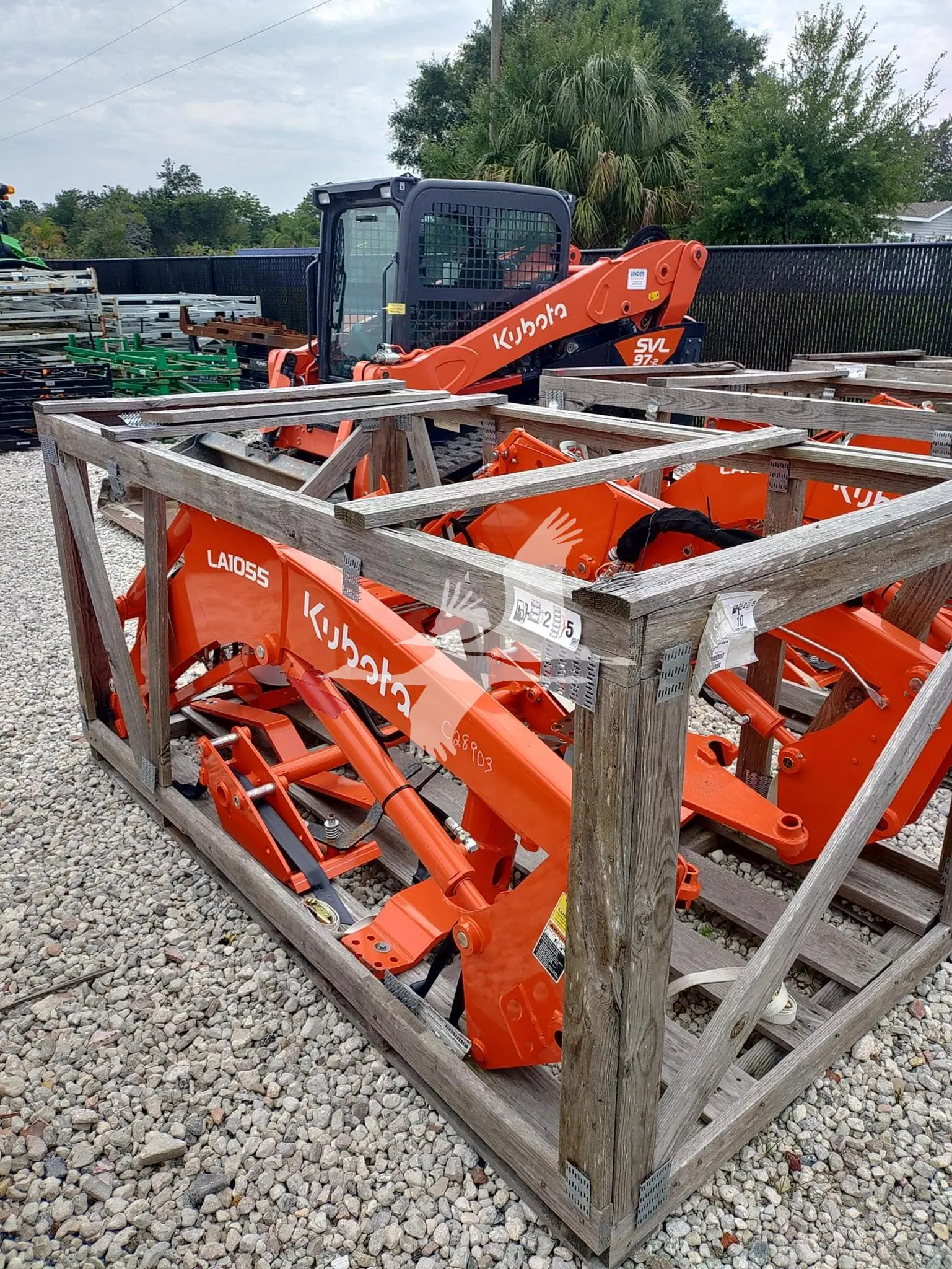Kubota LA1055 Front End Loader image 1