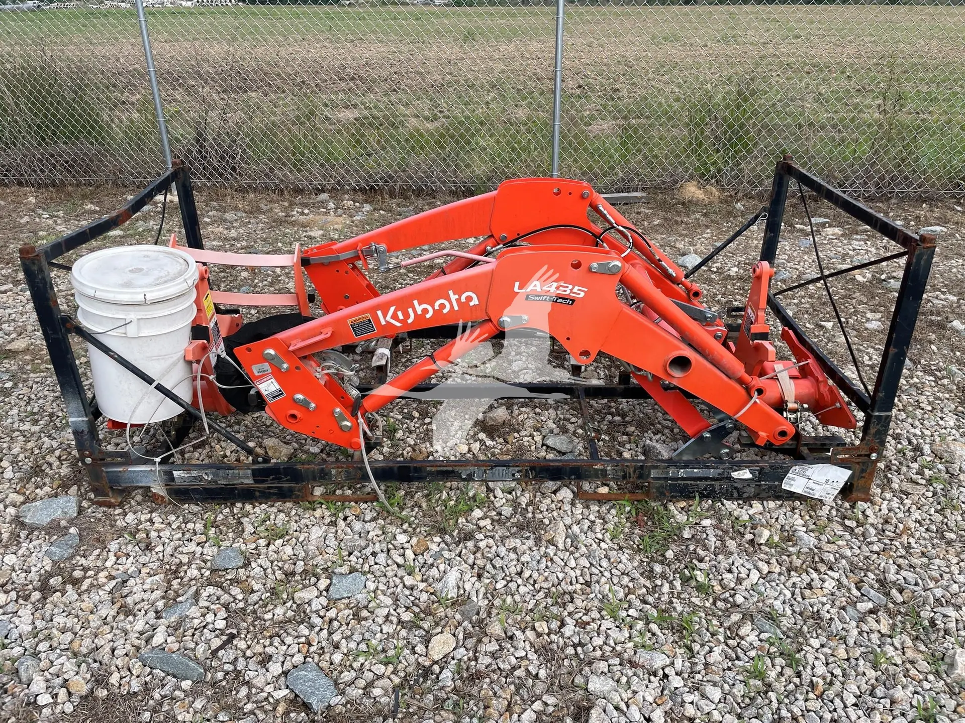 Kubota LA435 Front End Loader image 1