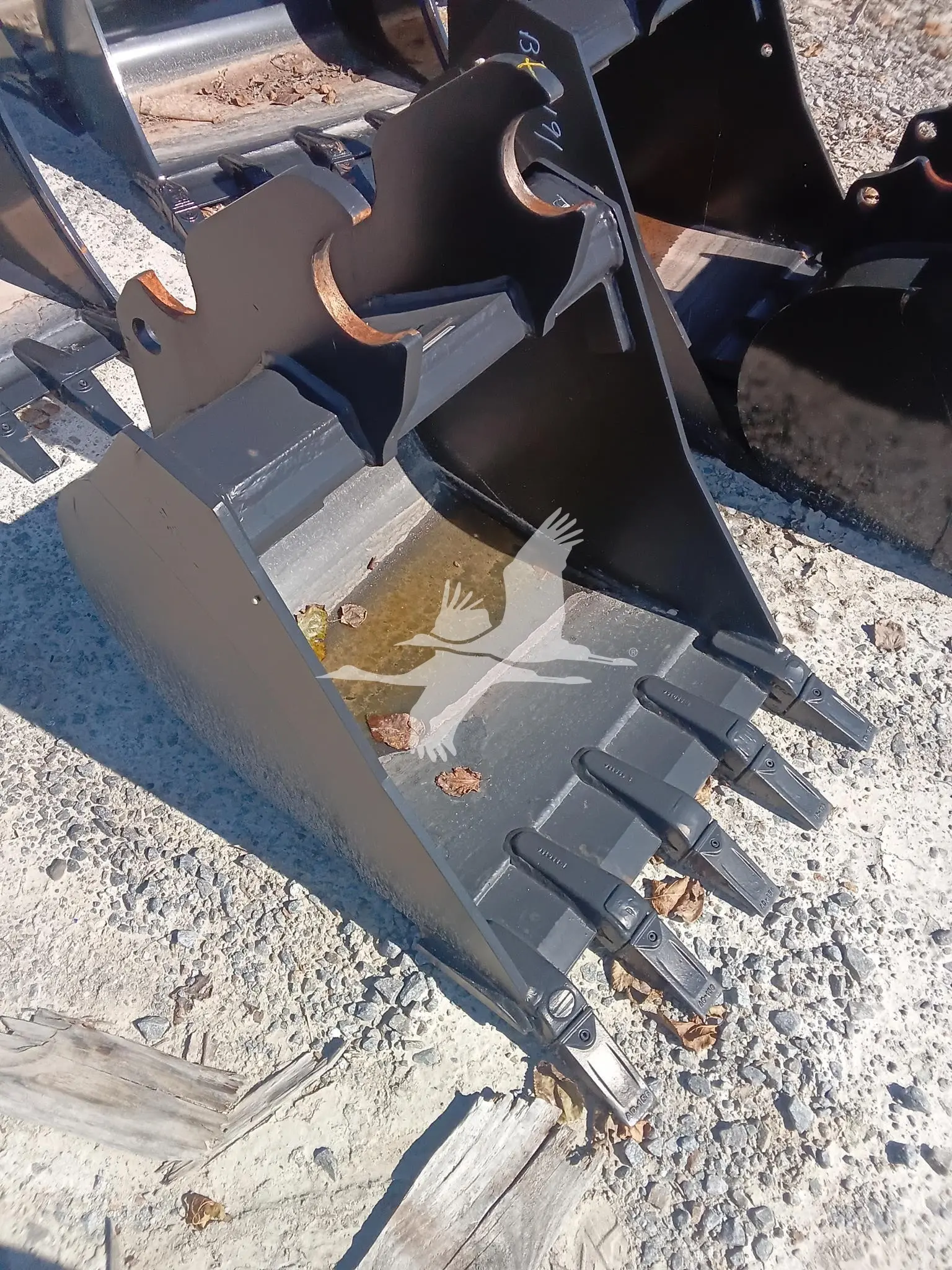 Kubota K7919 24 in Trenching Bucket image 1