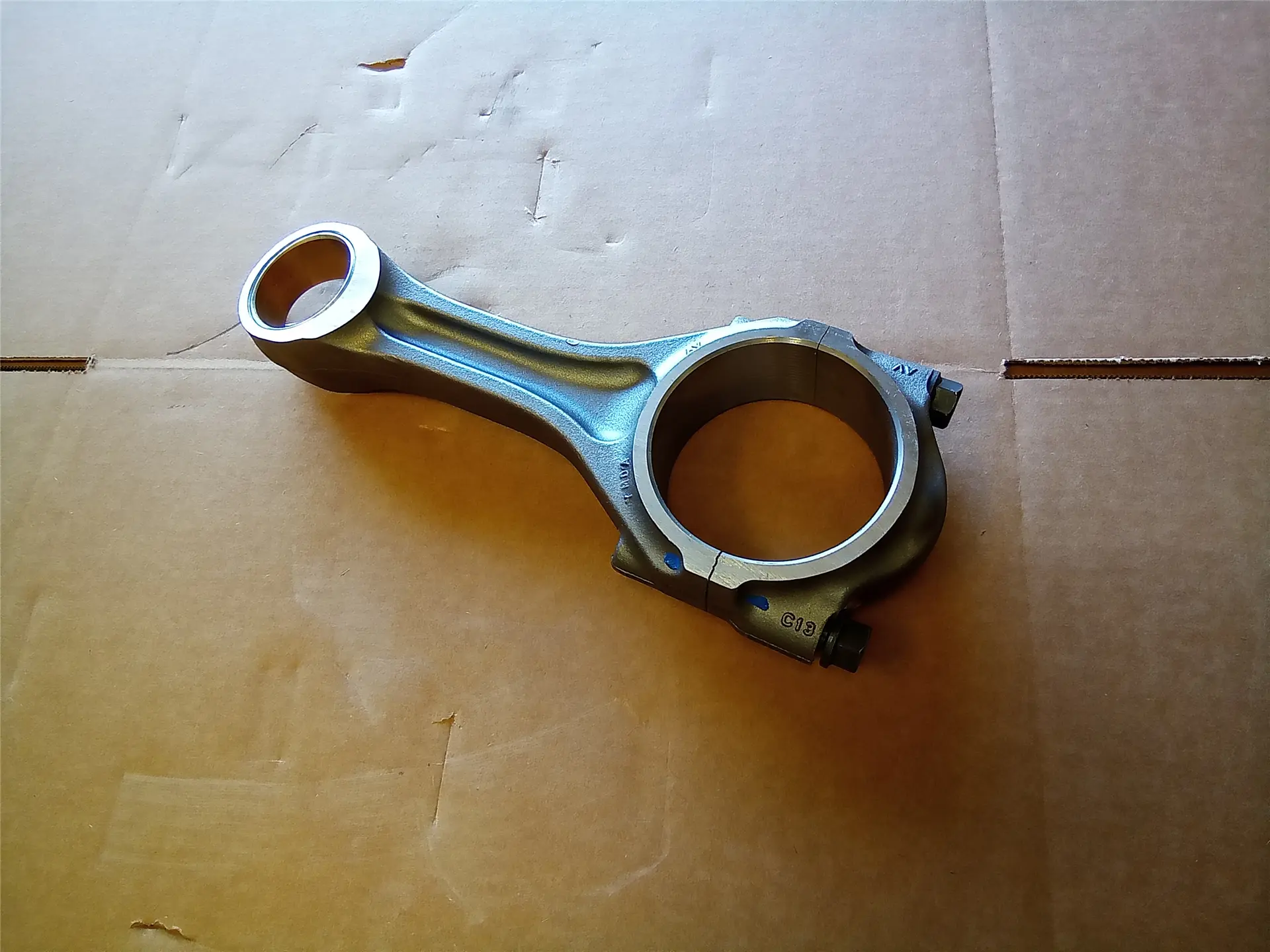 NEW CONNECTING ROD image 1