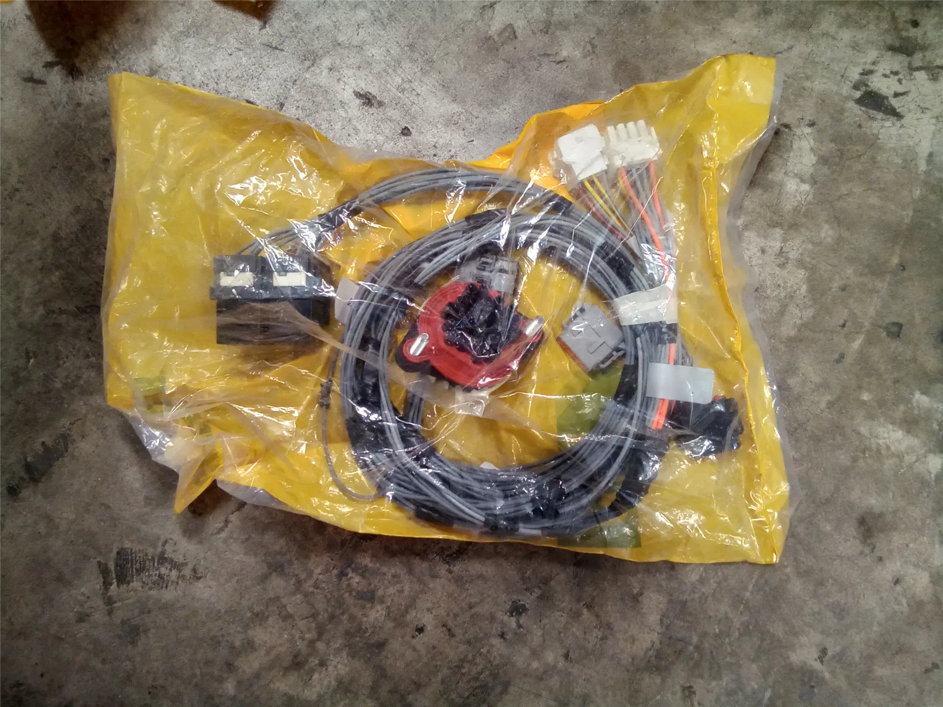 NEW HARNESS AS image 1