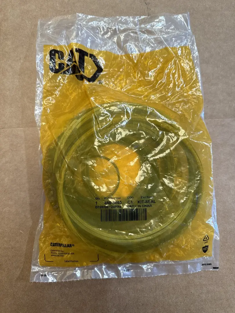 NEW SEAL KIT image 1
