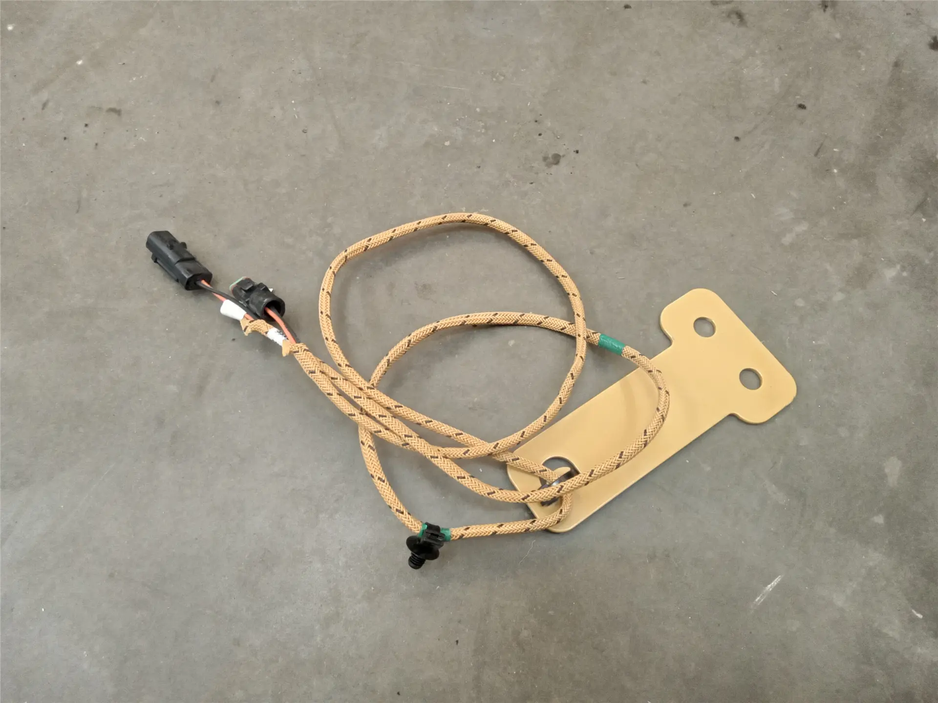 NEW HARNESS image 1
