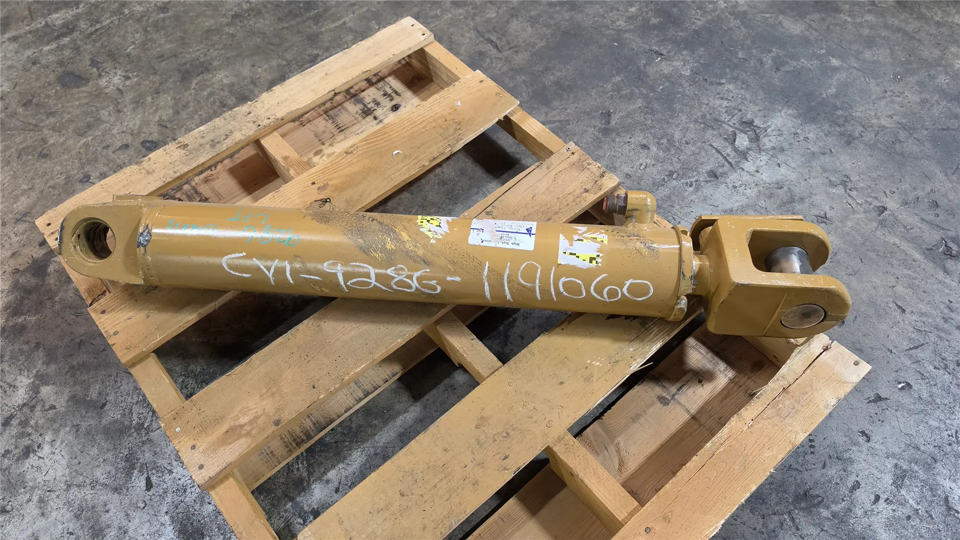 NEW LIFT CYL GP image 1