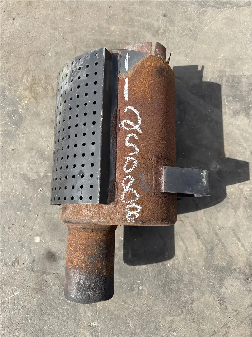 USED MUFFLER image 1
