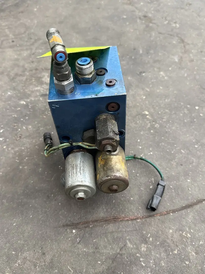 USED VALVE GP image 1