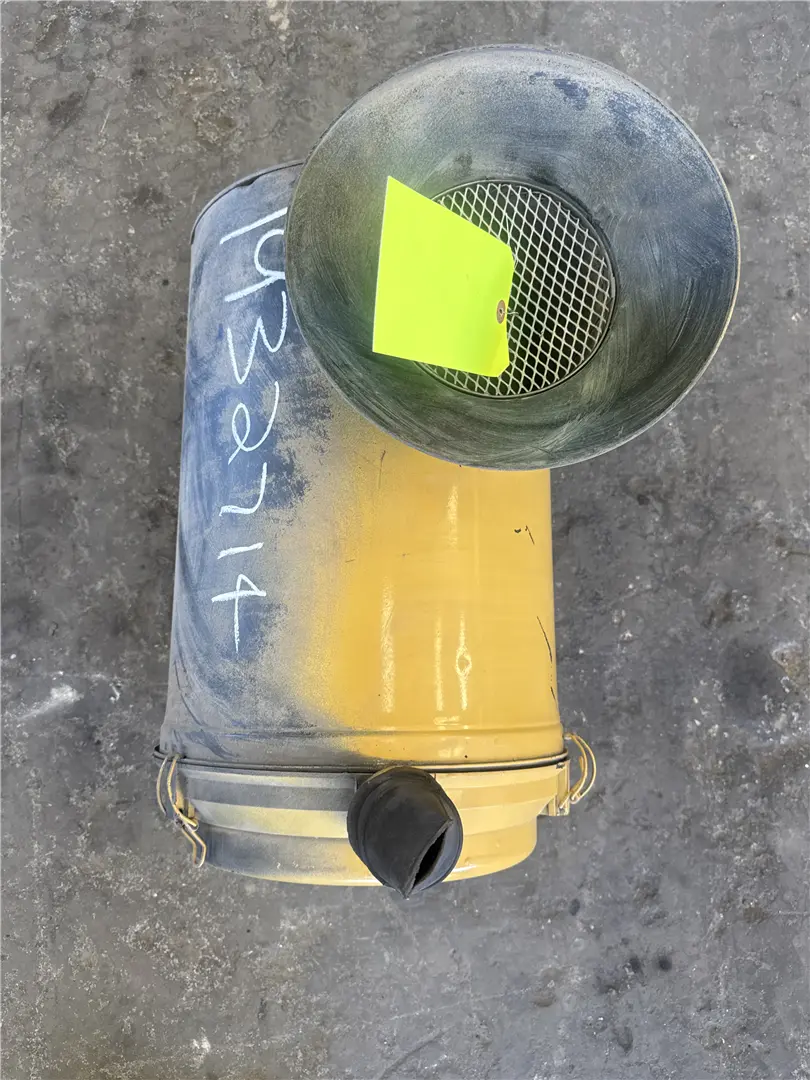 USED AIR CLEANER image 1