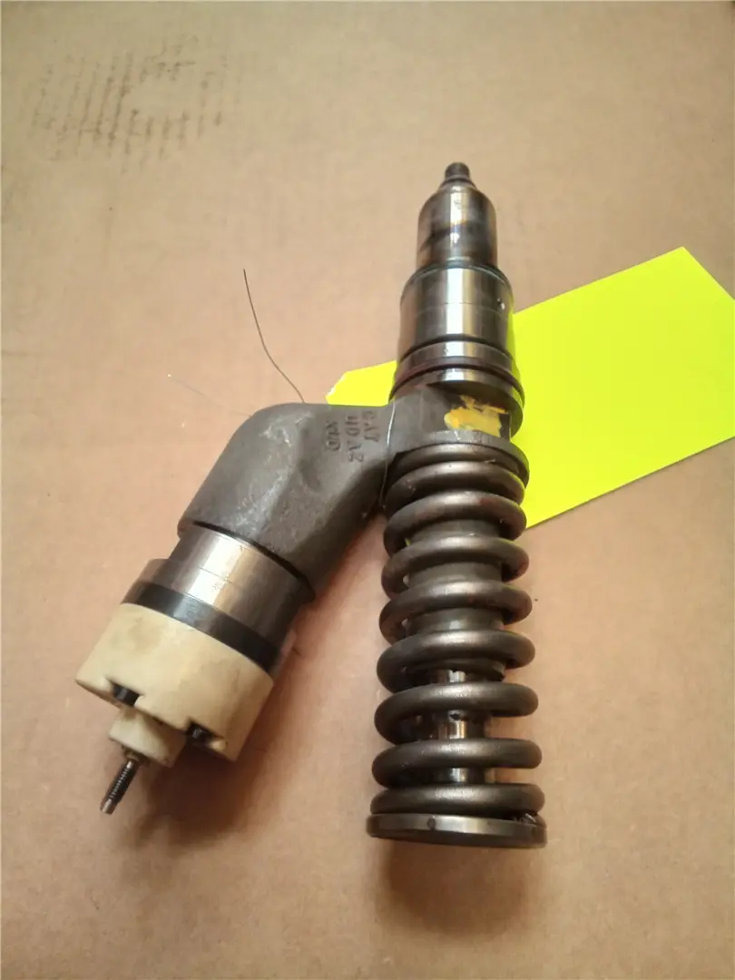 USED FUEL INJECTOR image 1