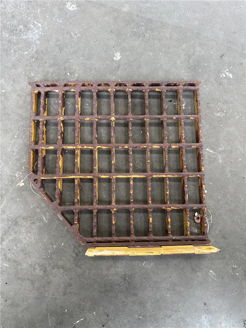 USED HATCH AS image 1