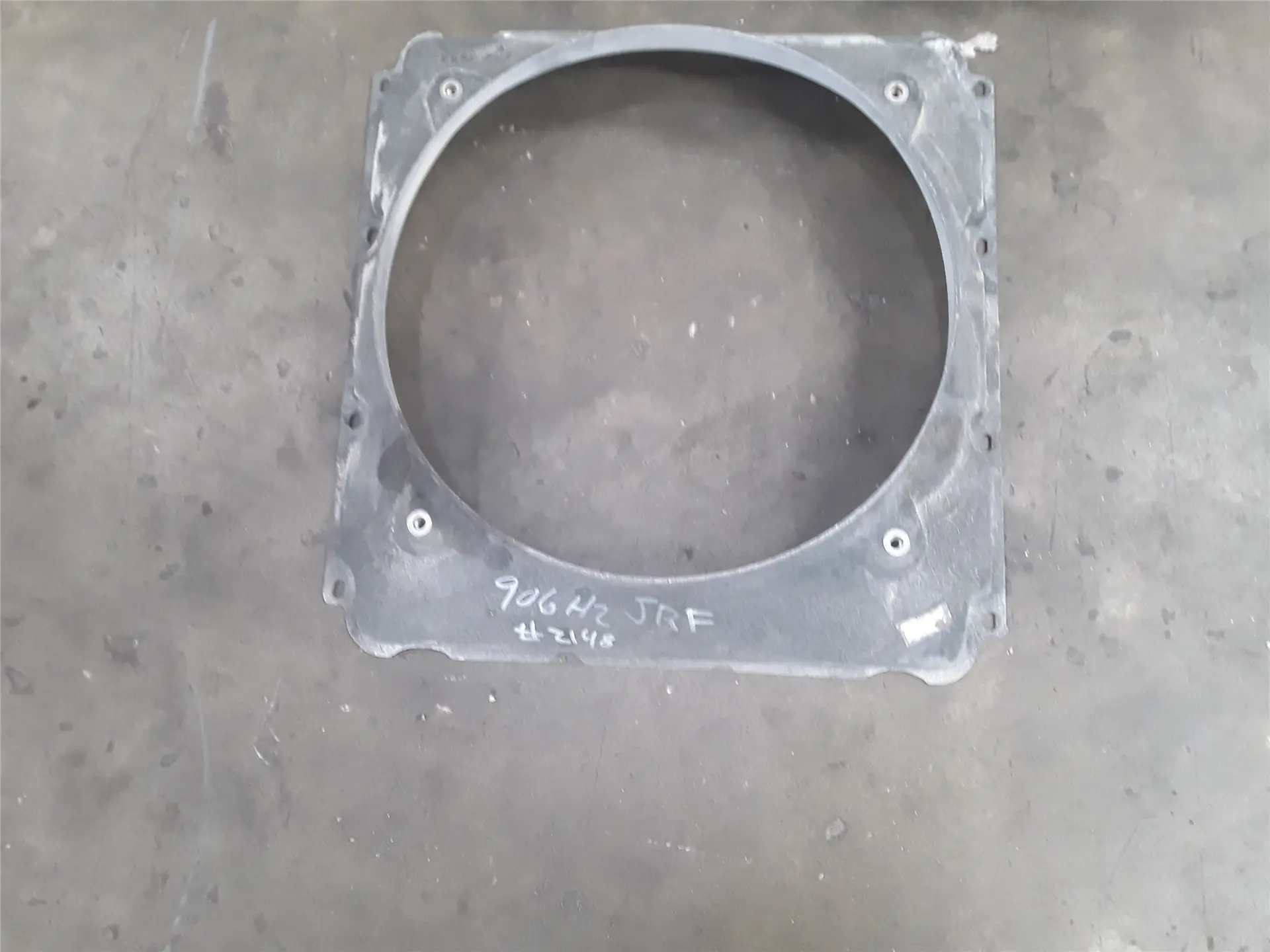 USED FAN SHROUD image 1