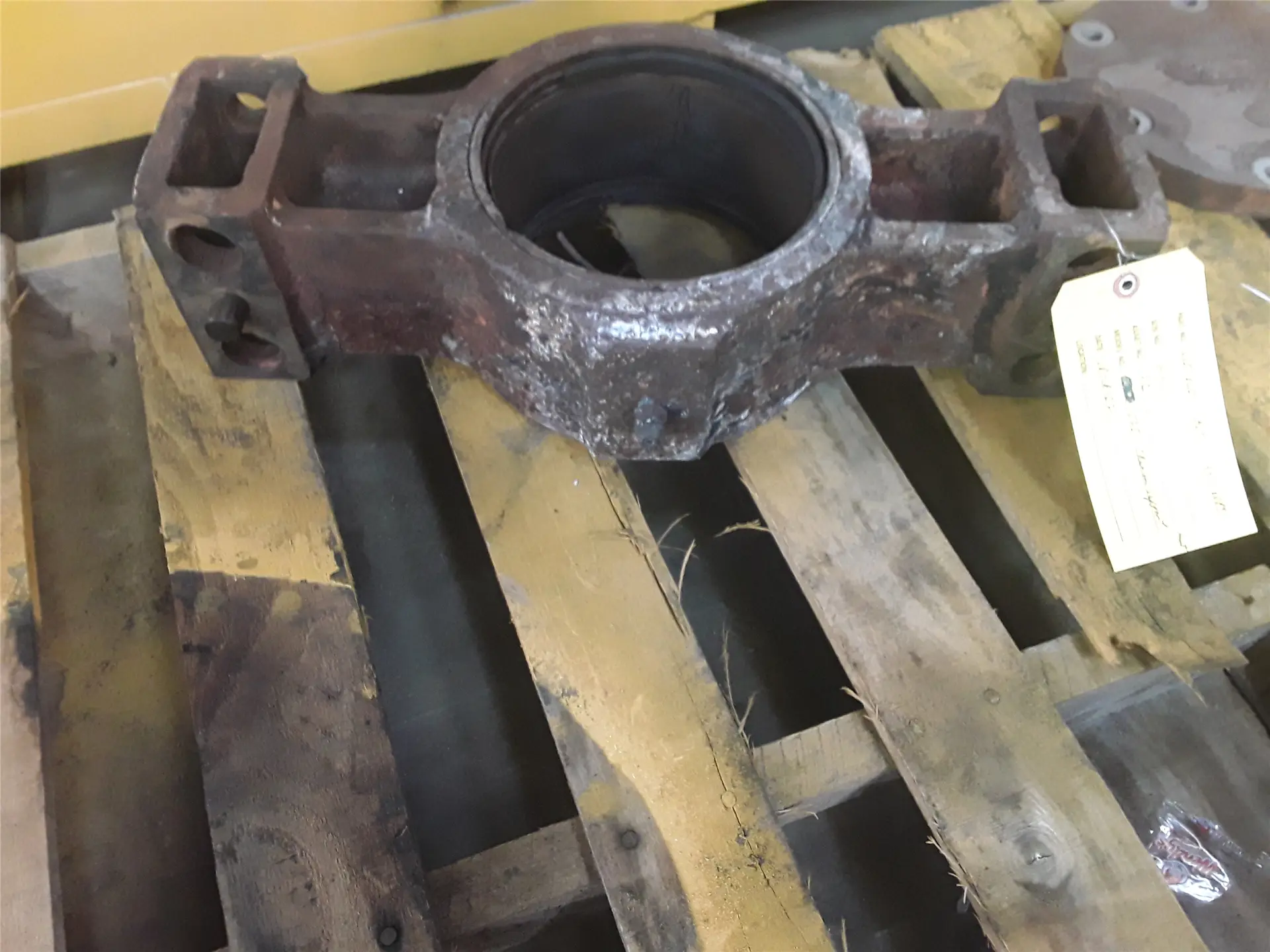 USED TRUNNION SUPP image 1