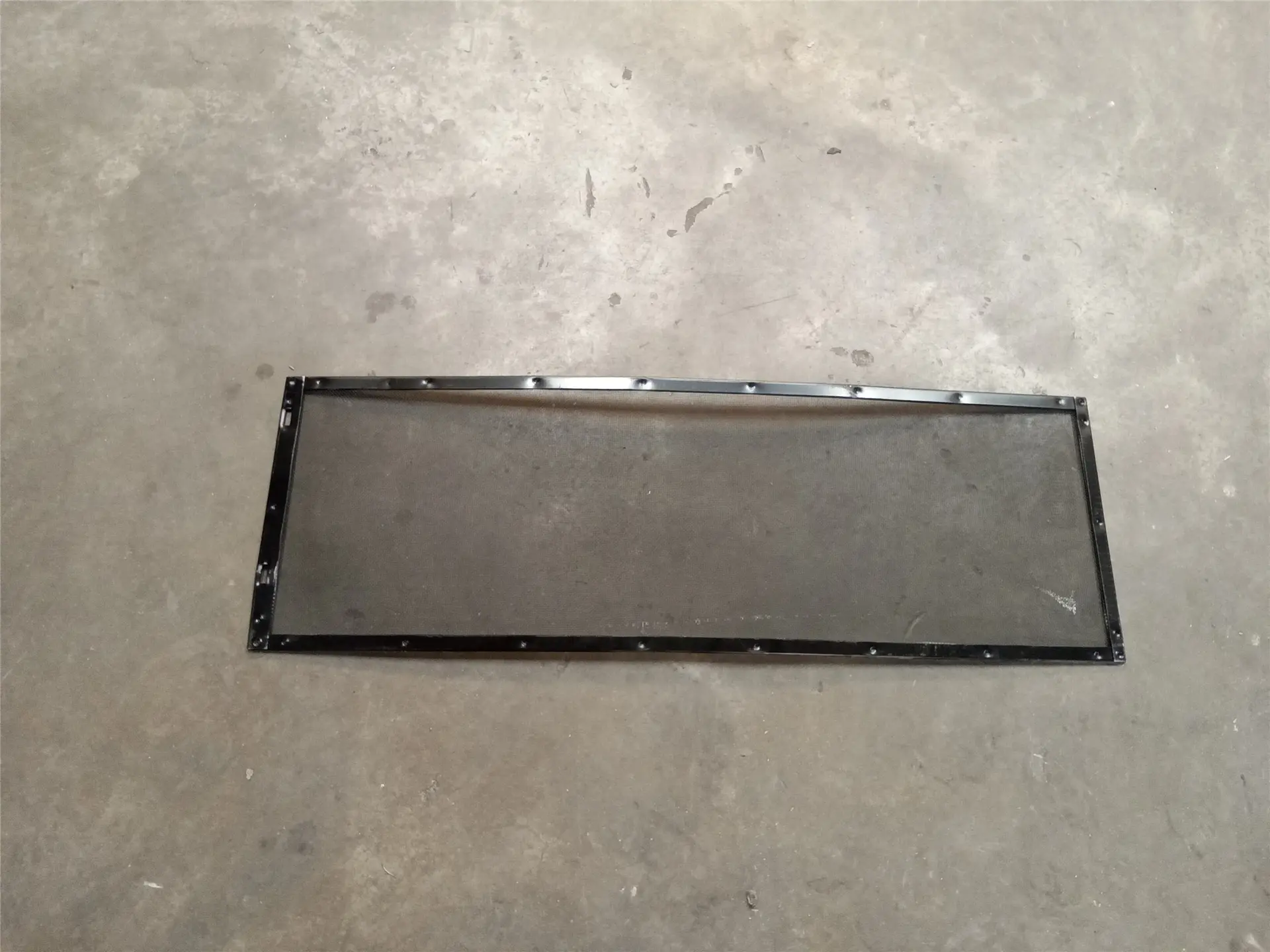 USED SCREEN image 1