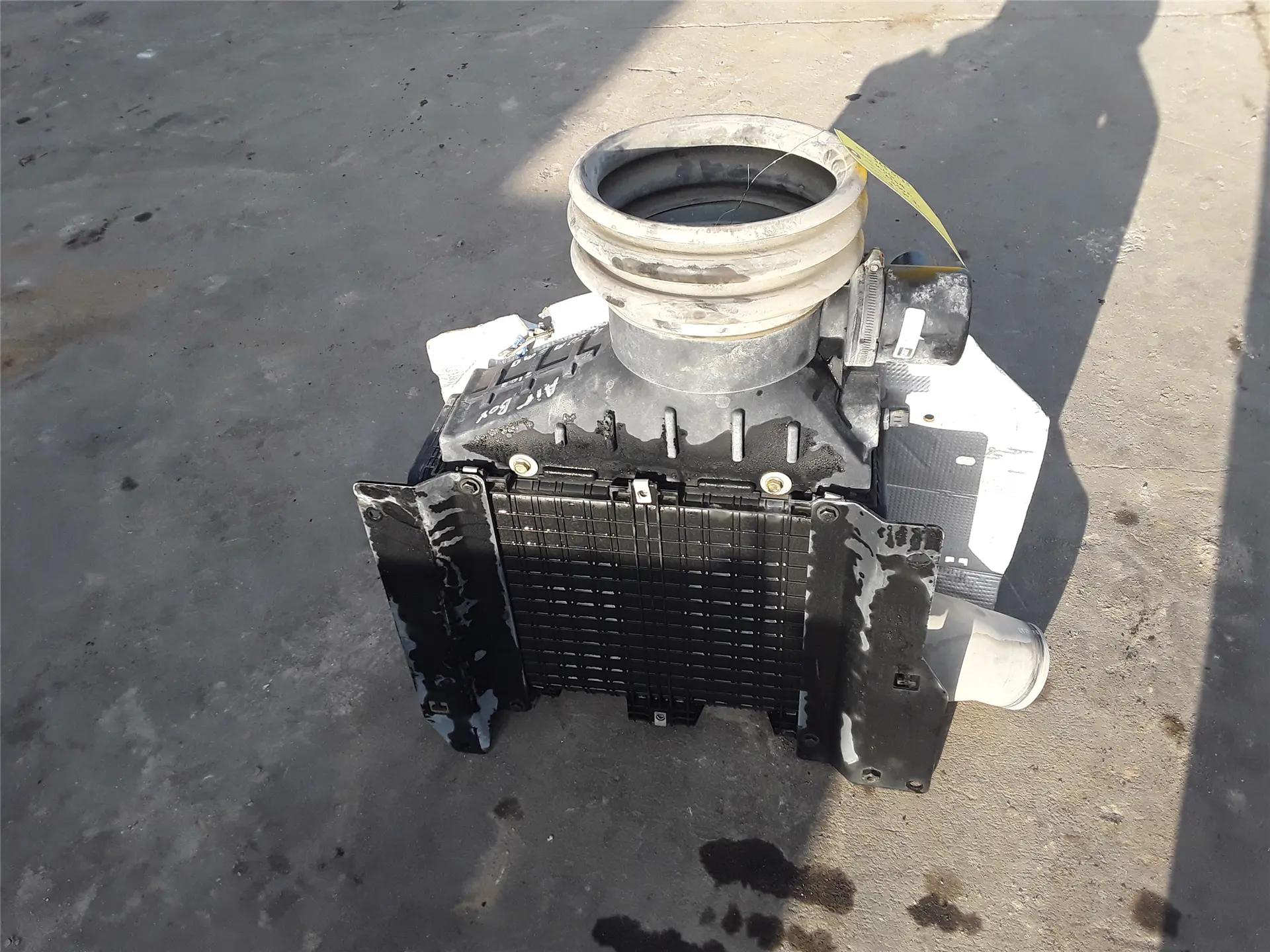 USED AIR CLEANER image 1