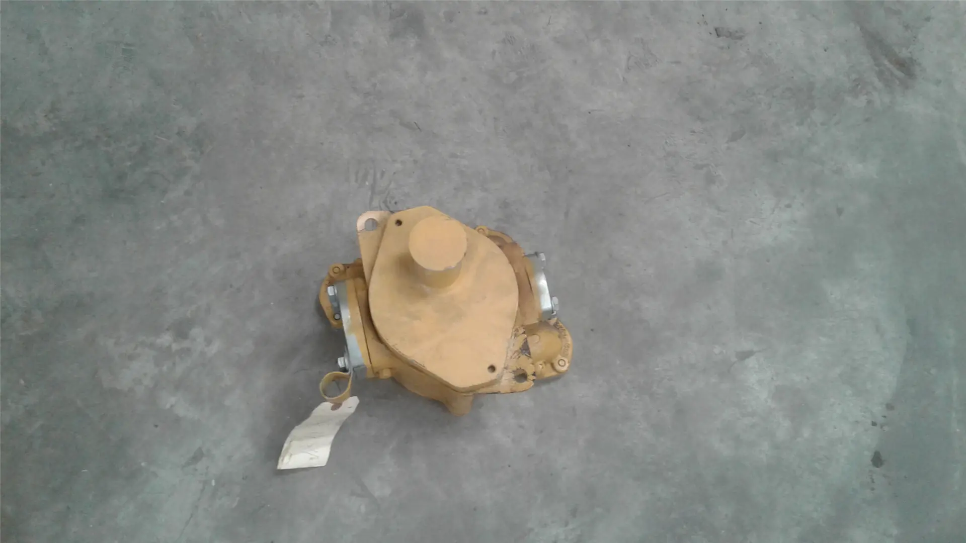 USED PUMP image 1