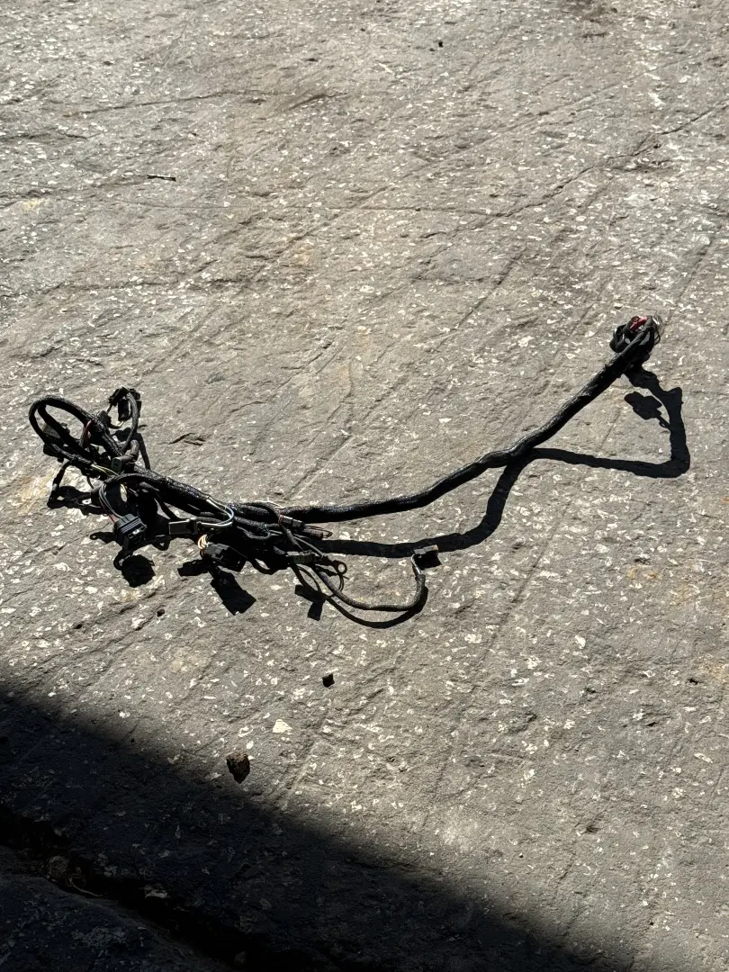 USED HARNESS AS image 1