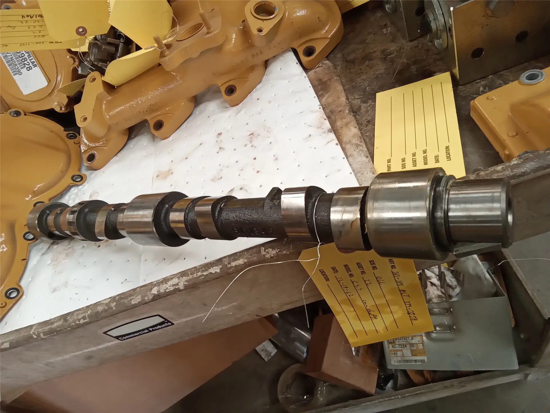USED CAMSHAFT GP image 1