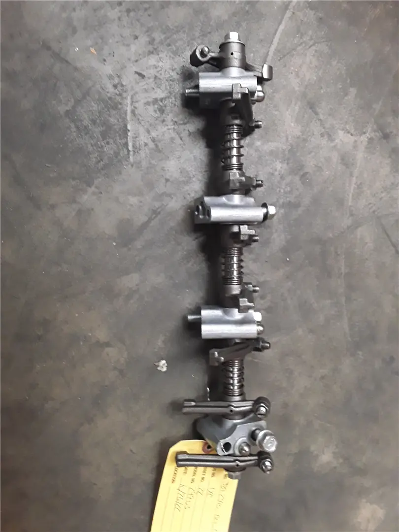 USED ROCKER SHAFT image 1