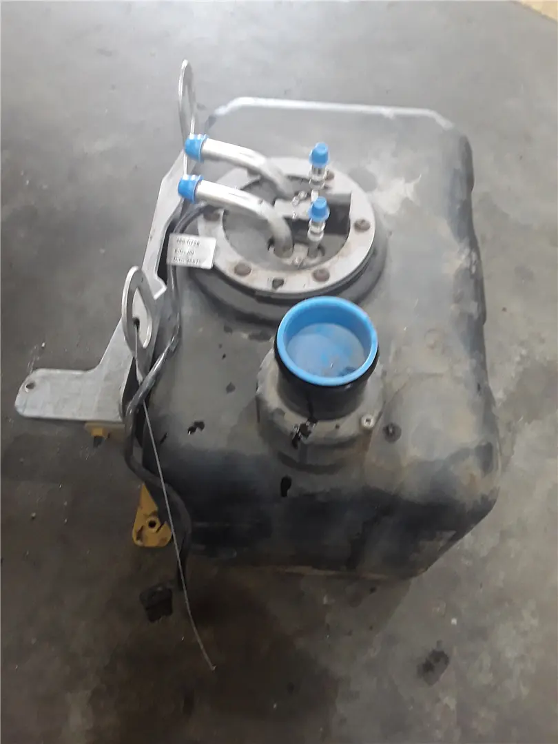 USED TANK image 1