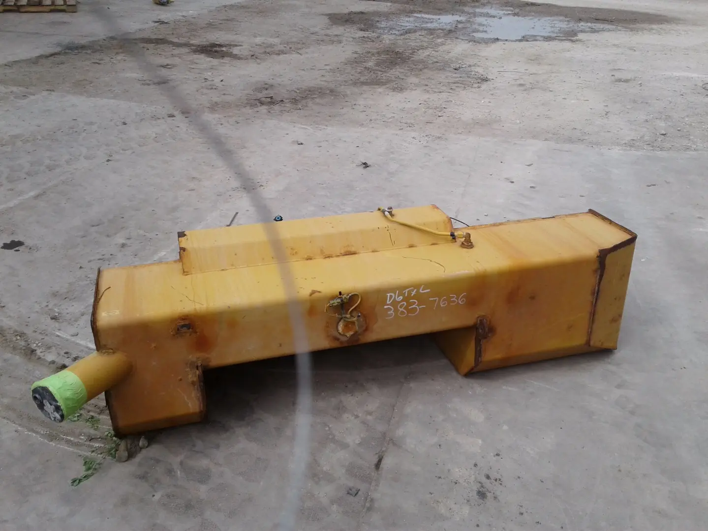 USED FUEL TANK AS image 1