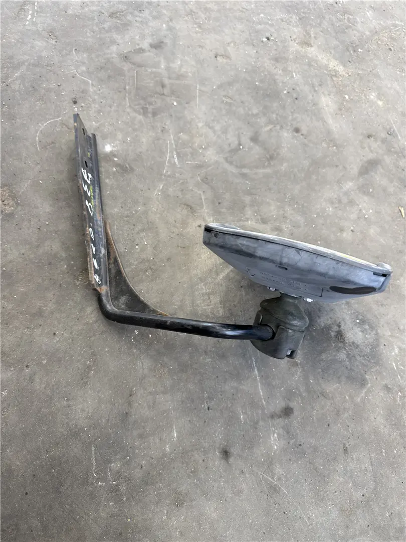 USED MIRROR GP image 1