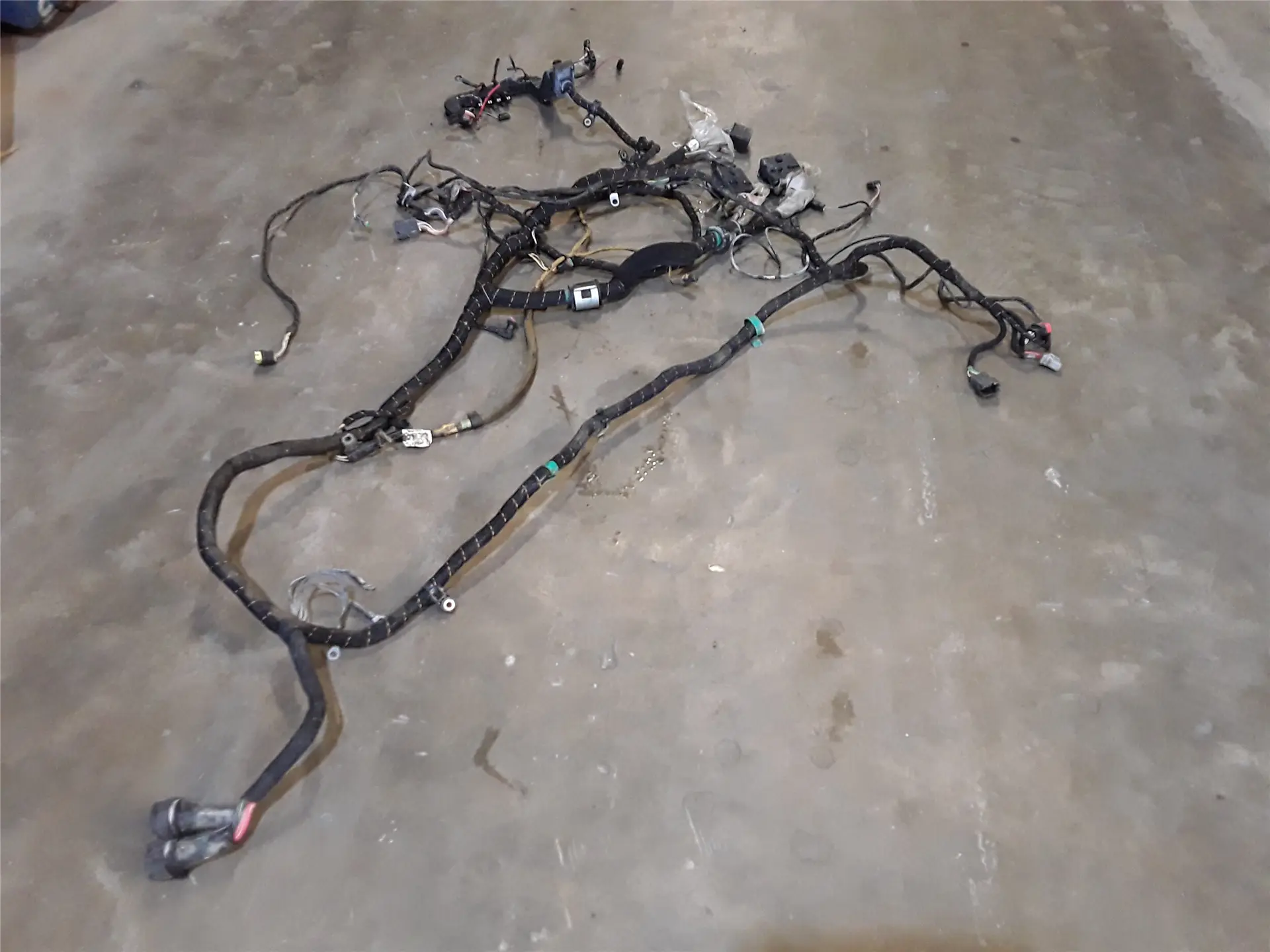 USED WIRING GP CHA image 1