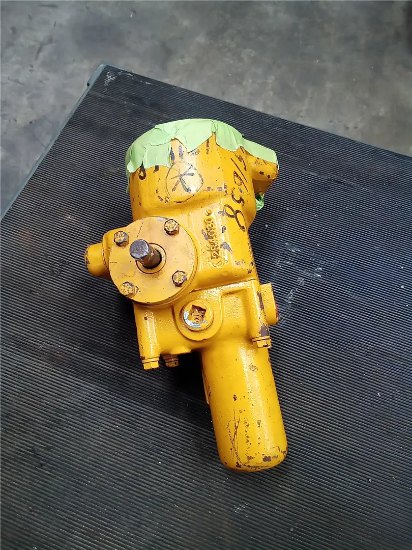 USED GOVERNOR image 1