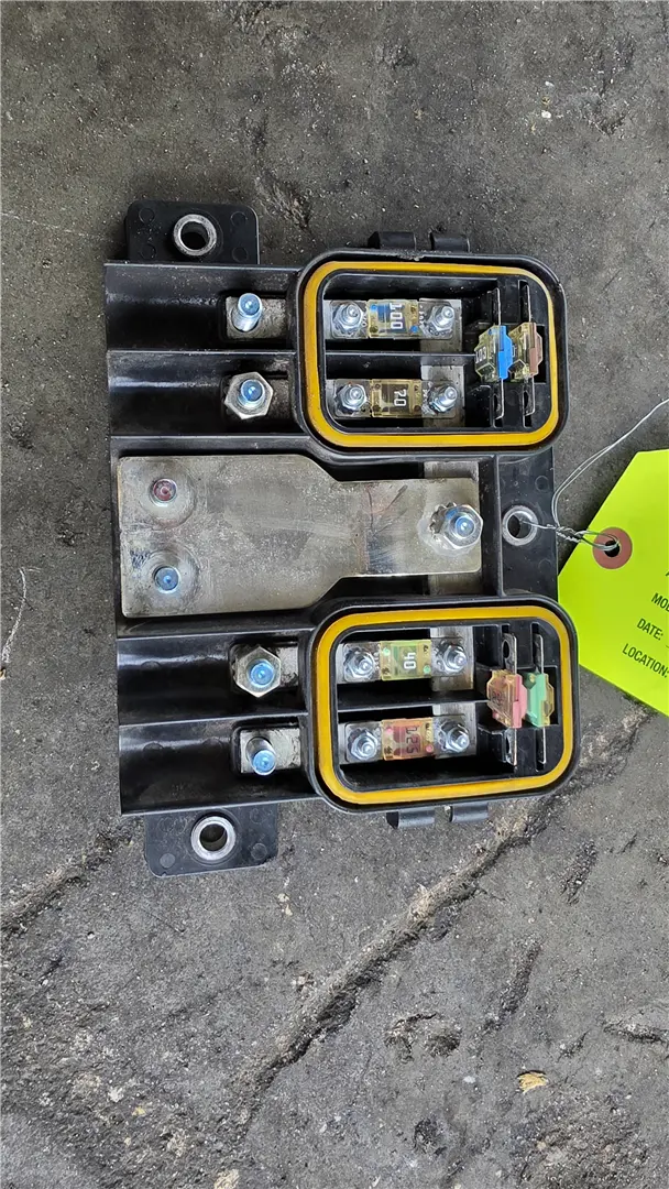 USED FUSE BLOCK image 1