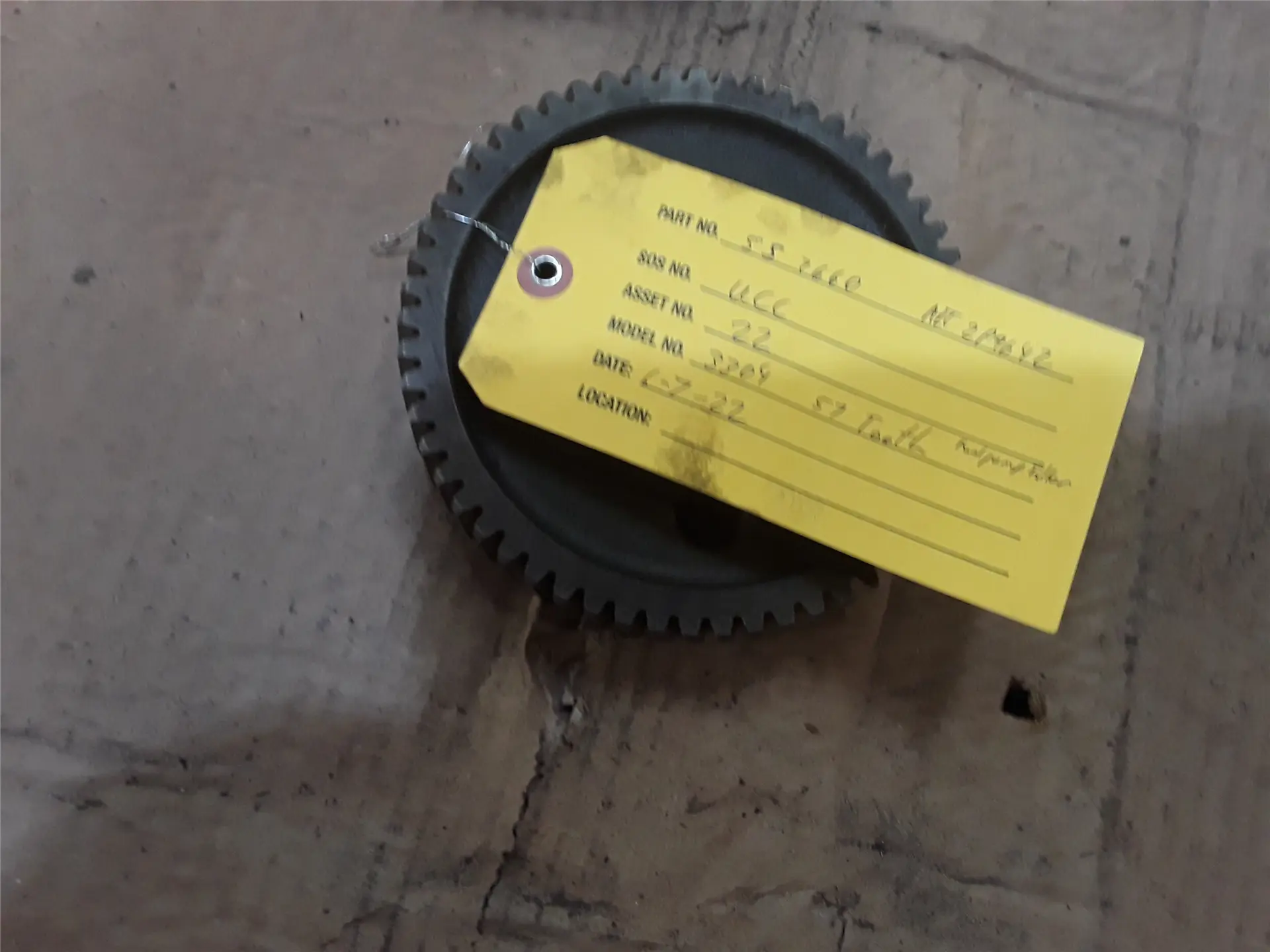 USED FUEL PUMP IDL image 1