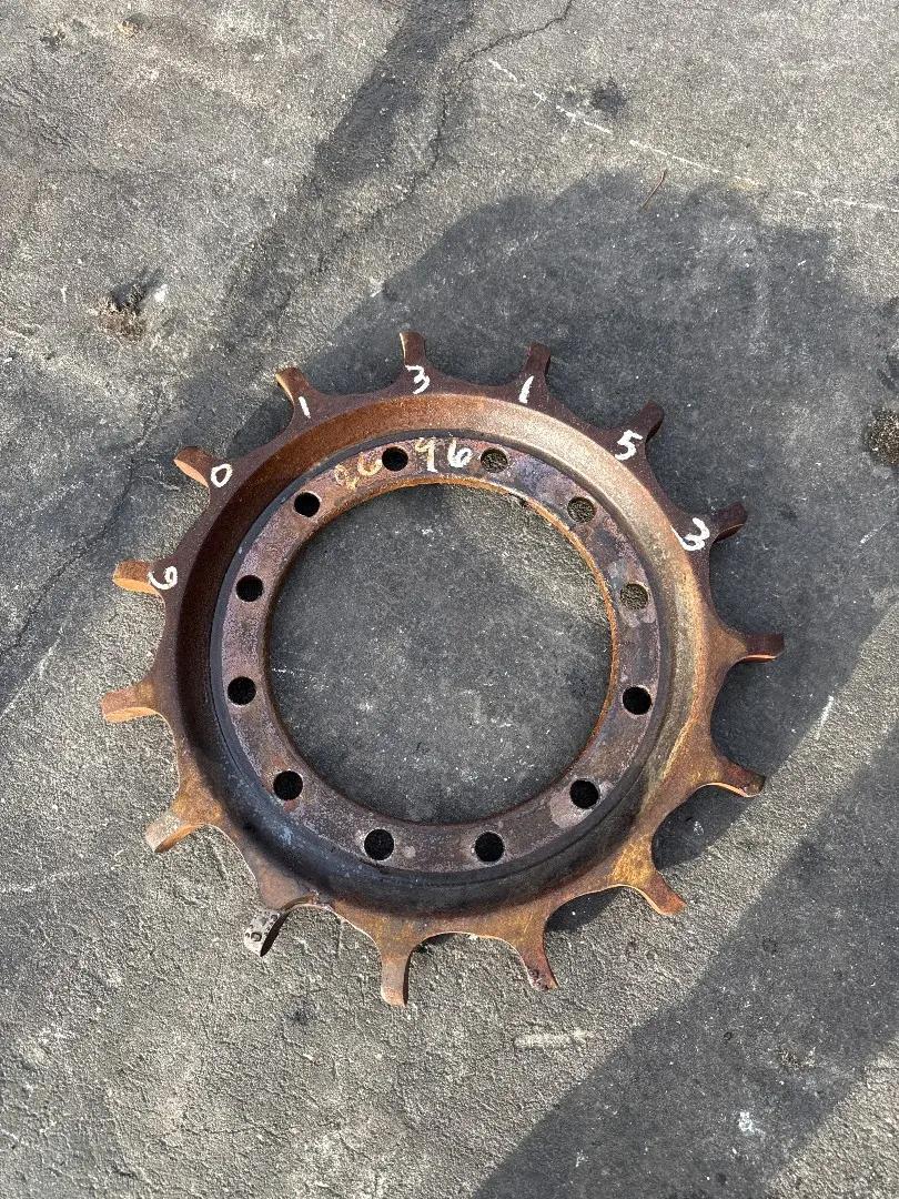 USED SPROCKET image 1