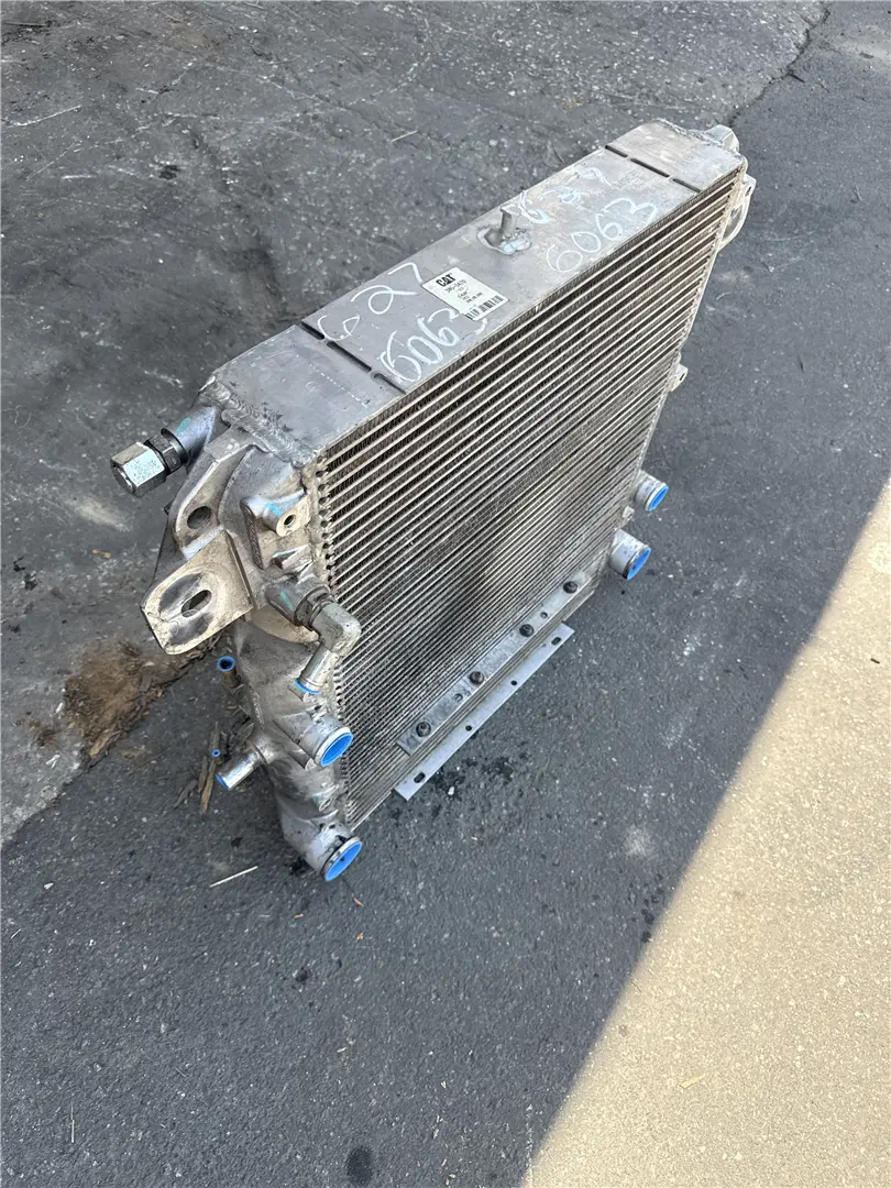 USED RADIATOR GP image 1