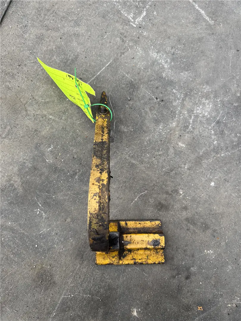 USED PEDAL AS image 1