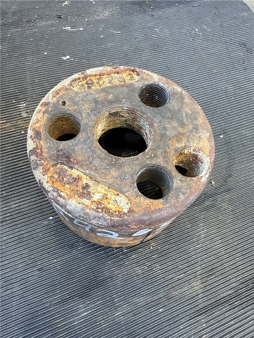 USED COLLET image 1