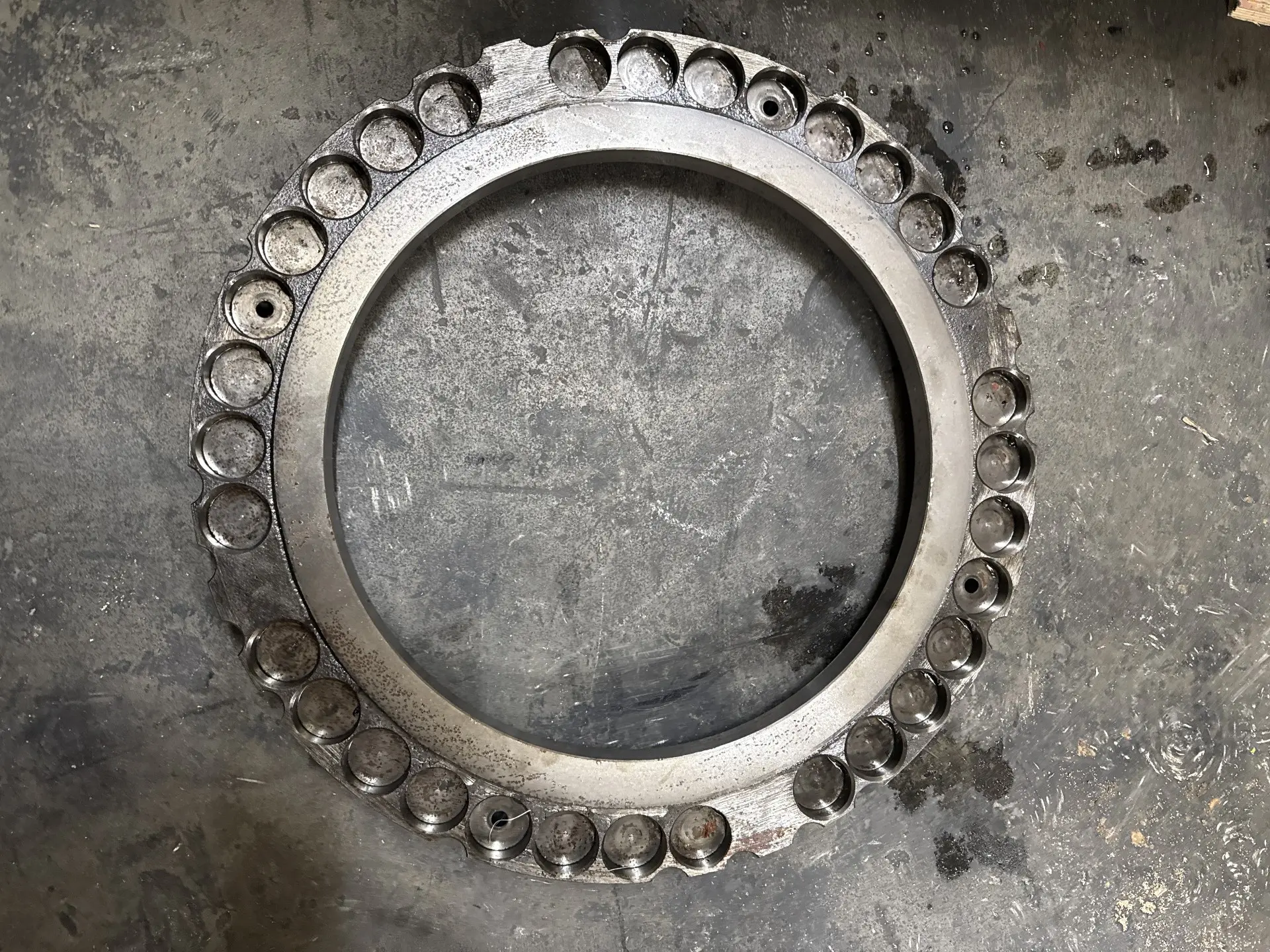 PISTON image 1