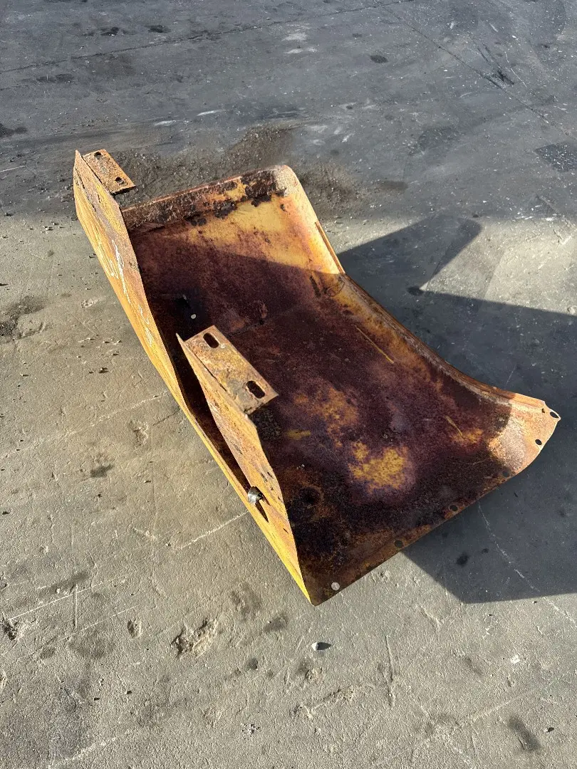 USED RH FENDER AS image 1
