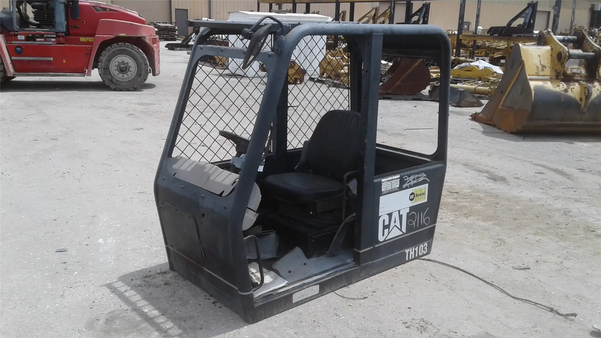 USED TH103 CAB image 1