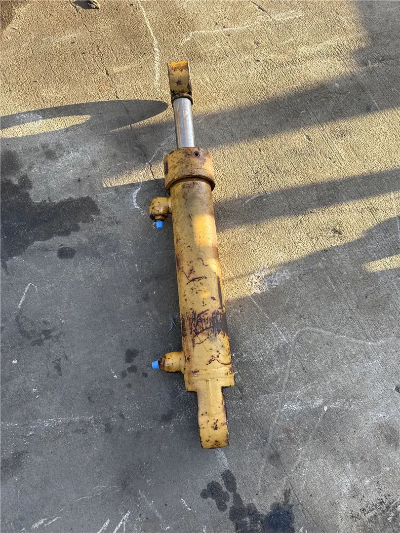 USED RH STEERING C image 1