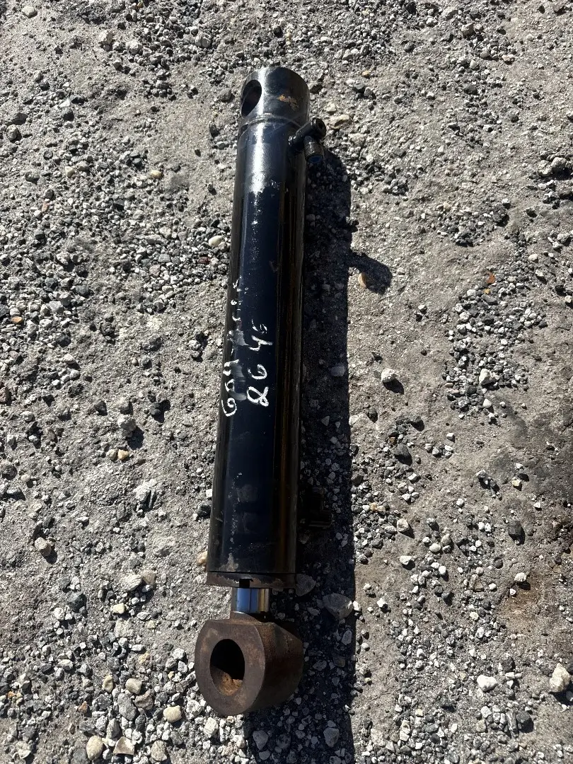 USED LH CYLINDER image 1