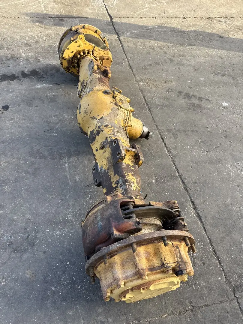 USED FRONT AXLE image 1
