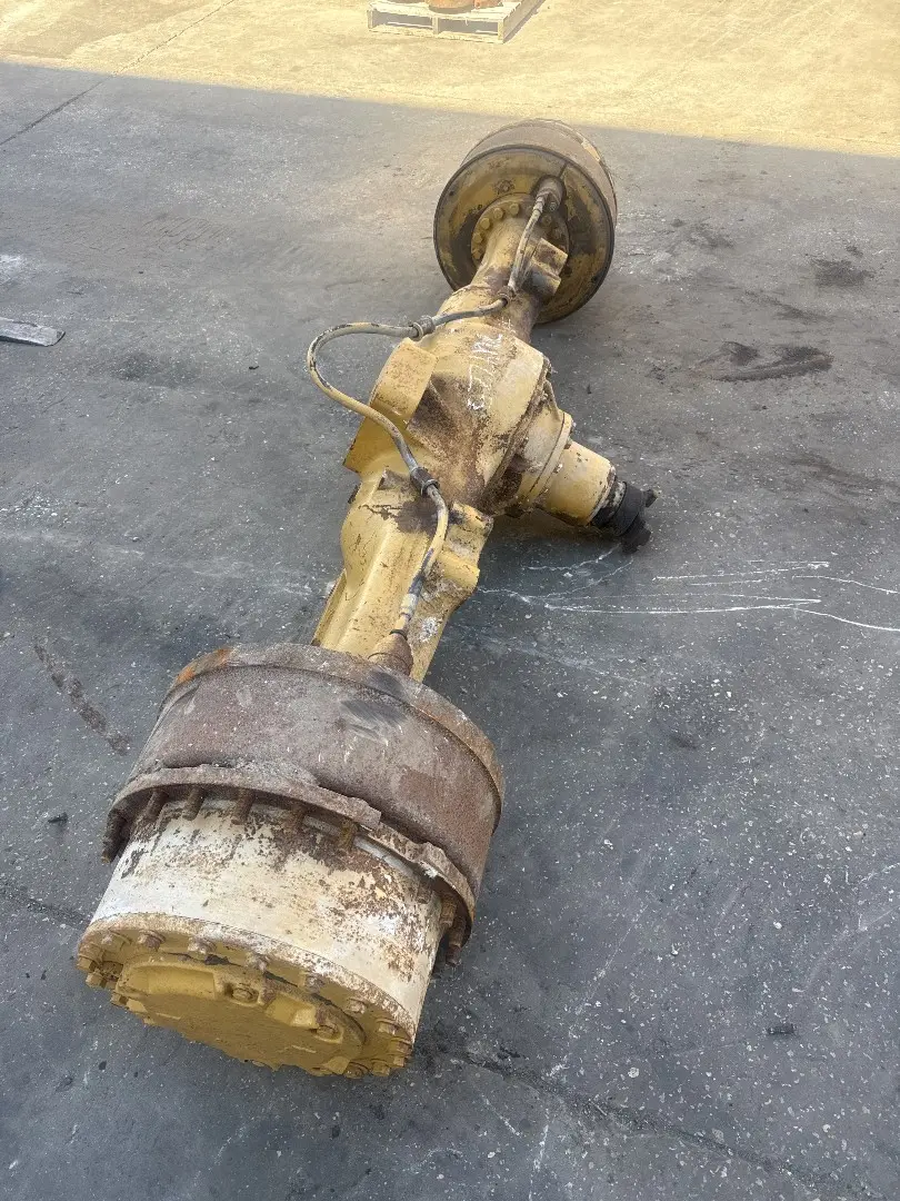 USED FRONT AXLE GP image 1