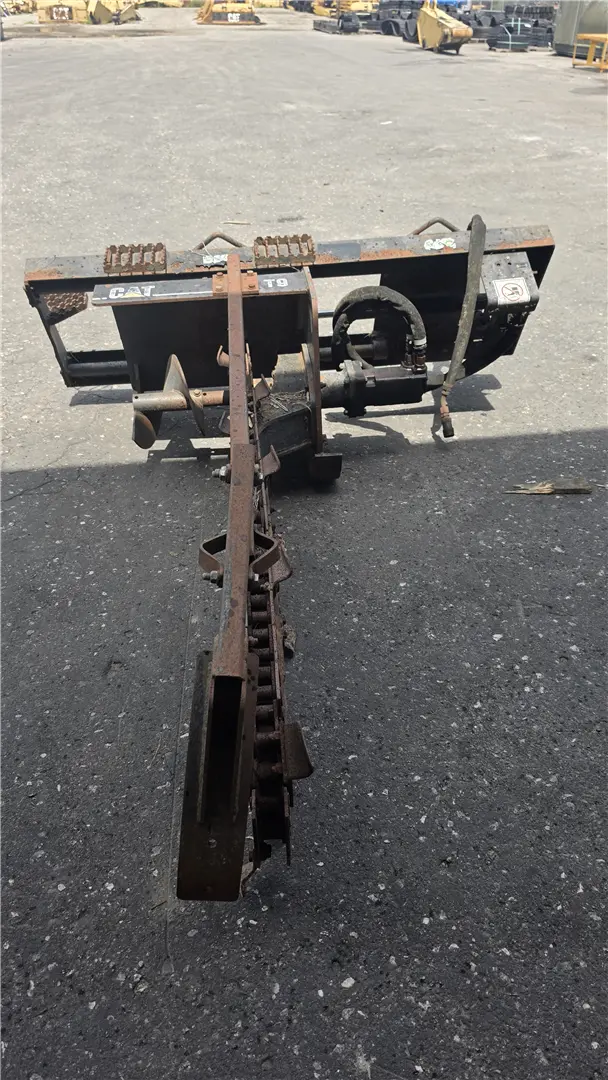 USED TRENCHER AR image 1