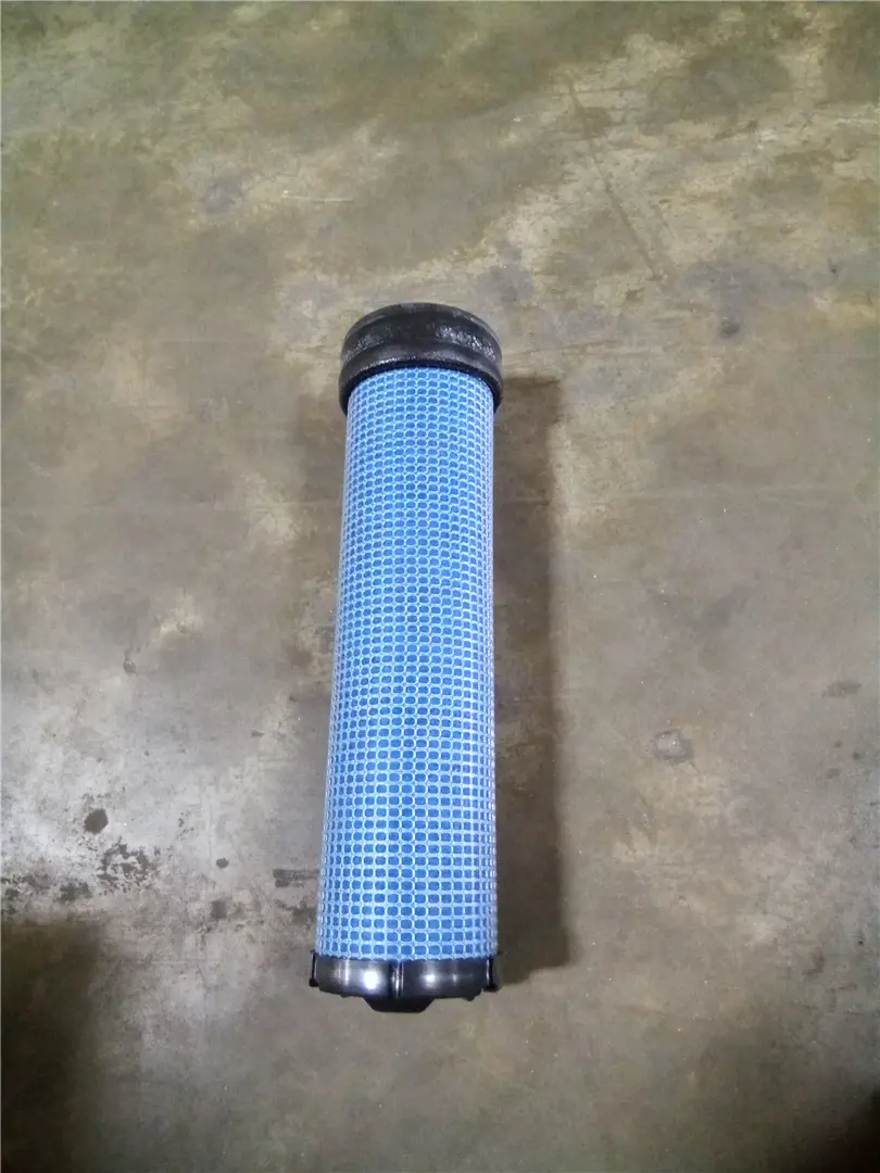 NEW AIR FILTER image 1