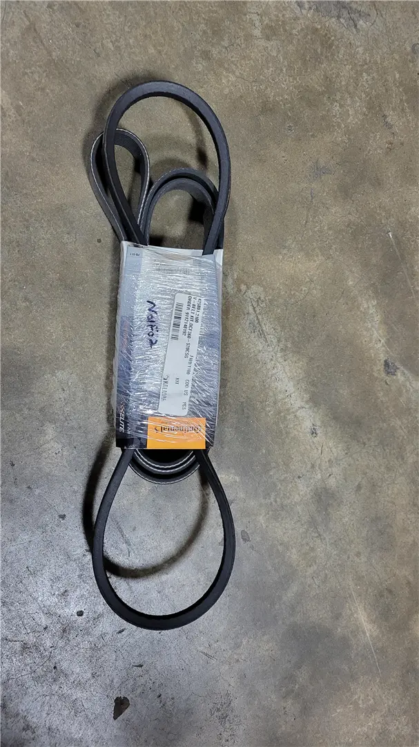 NEW V-BELT SET image 1
