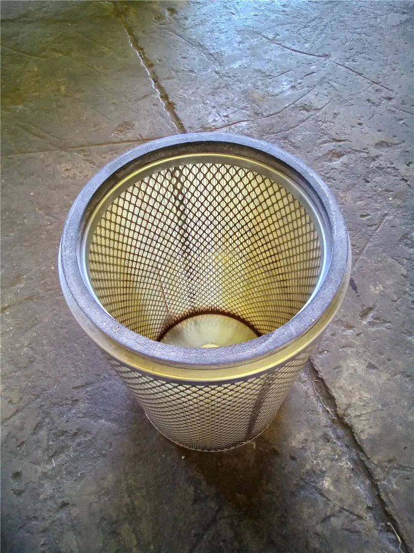 NEW AIR FILTER image 1