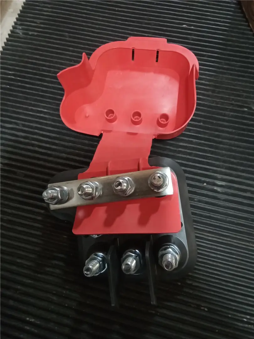 NEW FUSE HOLDER image 1