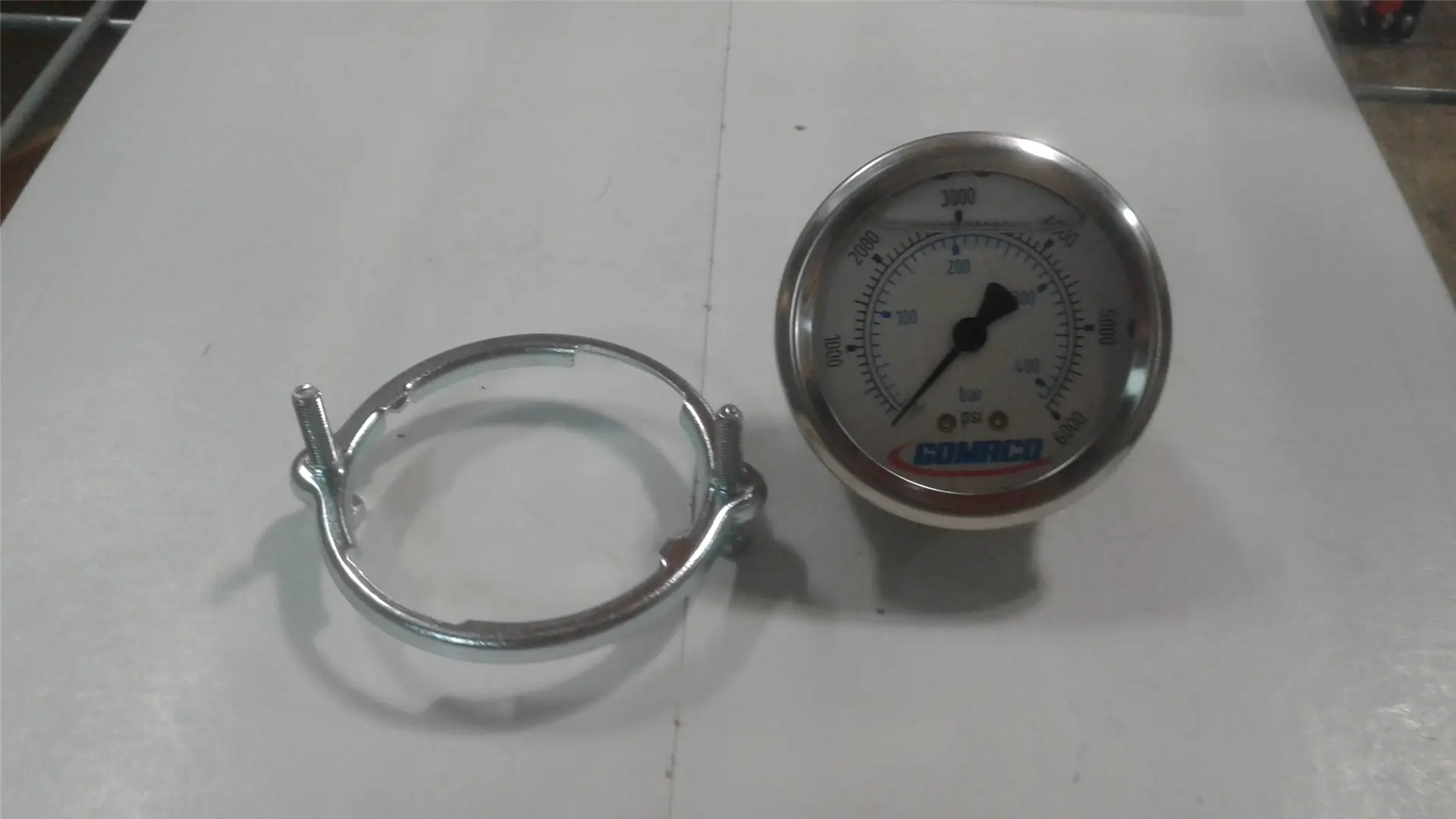 NEW OIL PRESSURE G image 1