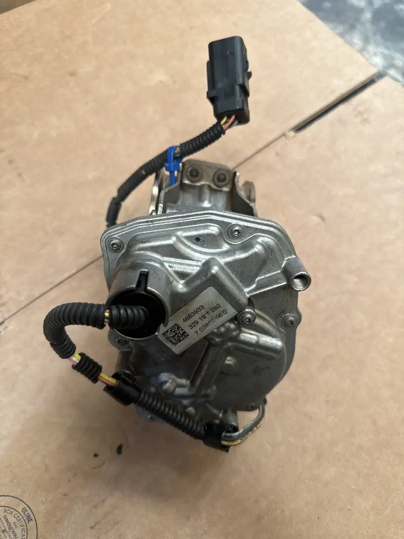 USED VALVE image 1